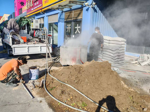 鲁甸顶管注浆加固